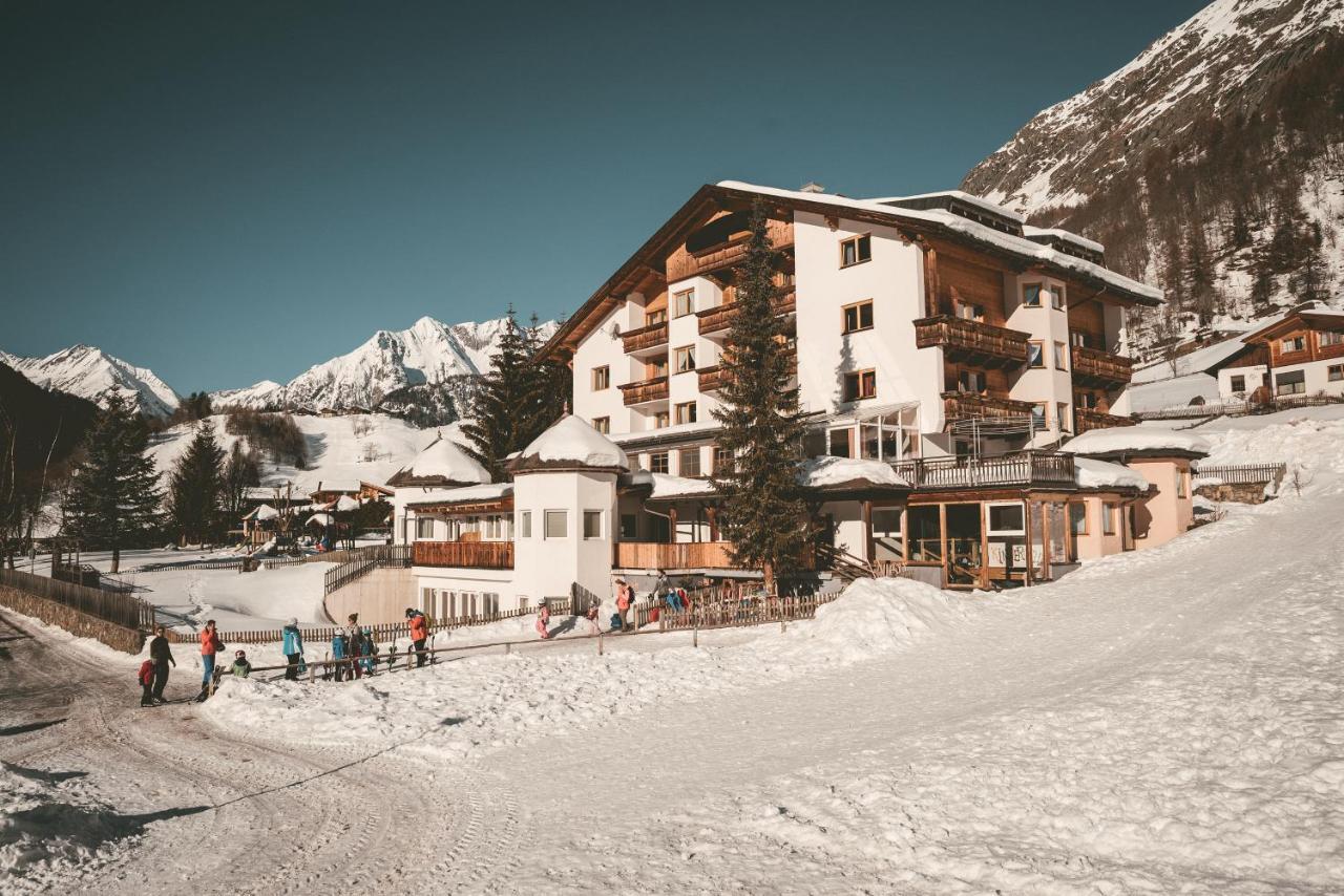 Familienhotel Replerhof Mit Kinderbetreuung Pragraten ภายนอก รูปภาพ