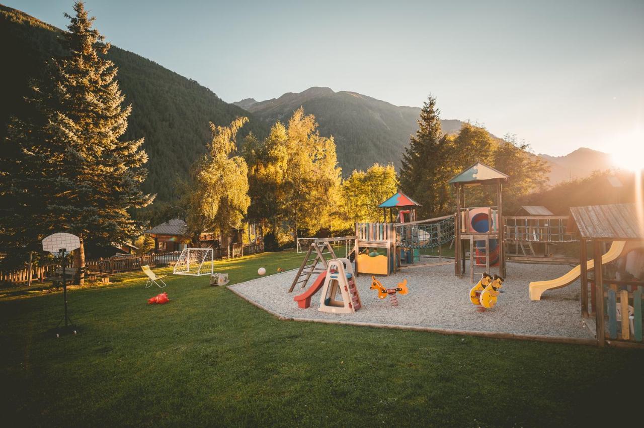 Familienhotel Replerhof Mit Kinderbetreuung Pragraten ภายนอก รูปภาพ