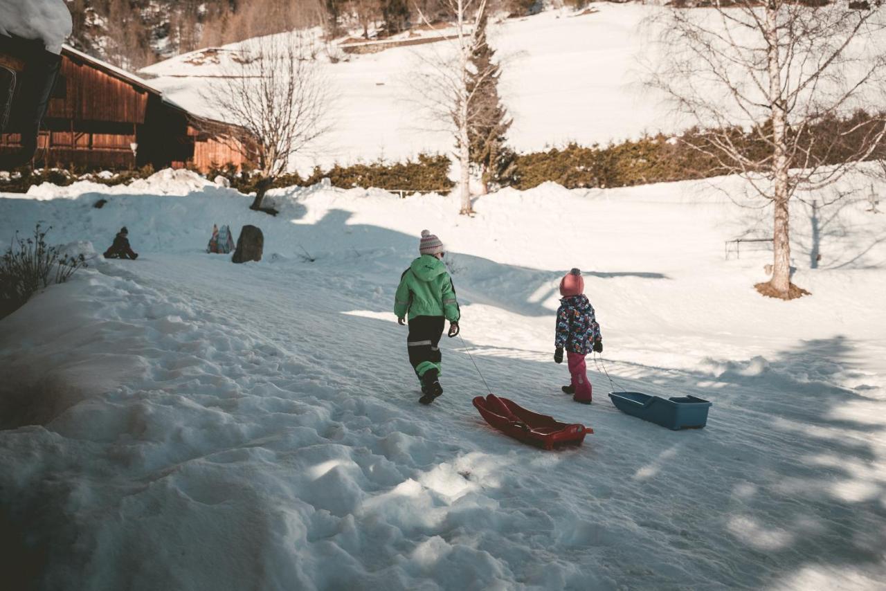 Familienhotel Replerhof Mit Kinderbetreuung Pragraten ภายนอก รูปภาพ