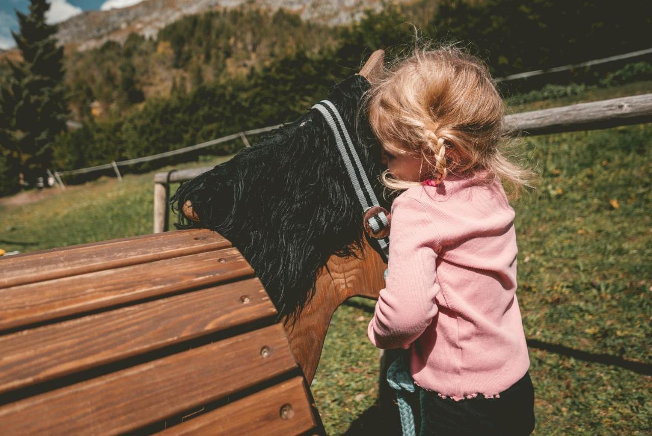 Familienhotel Replerhof Mit Kinderbetreuung Pragraten ภายนอก รูปภาพ